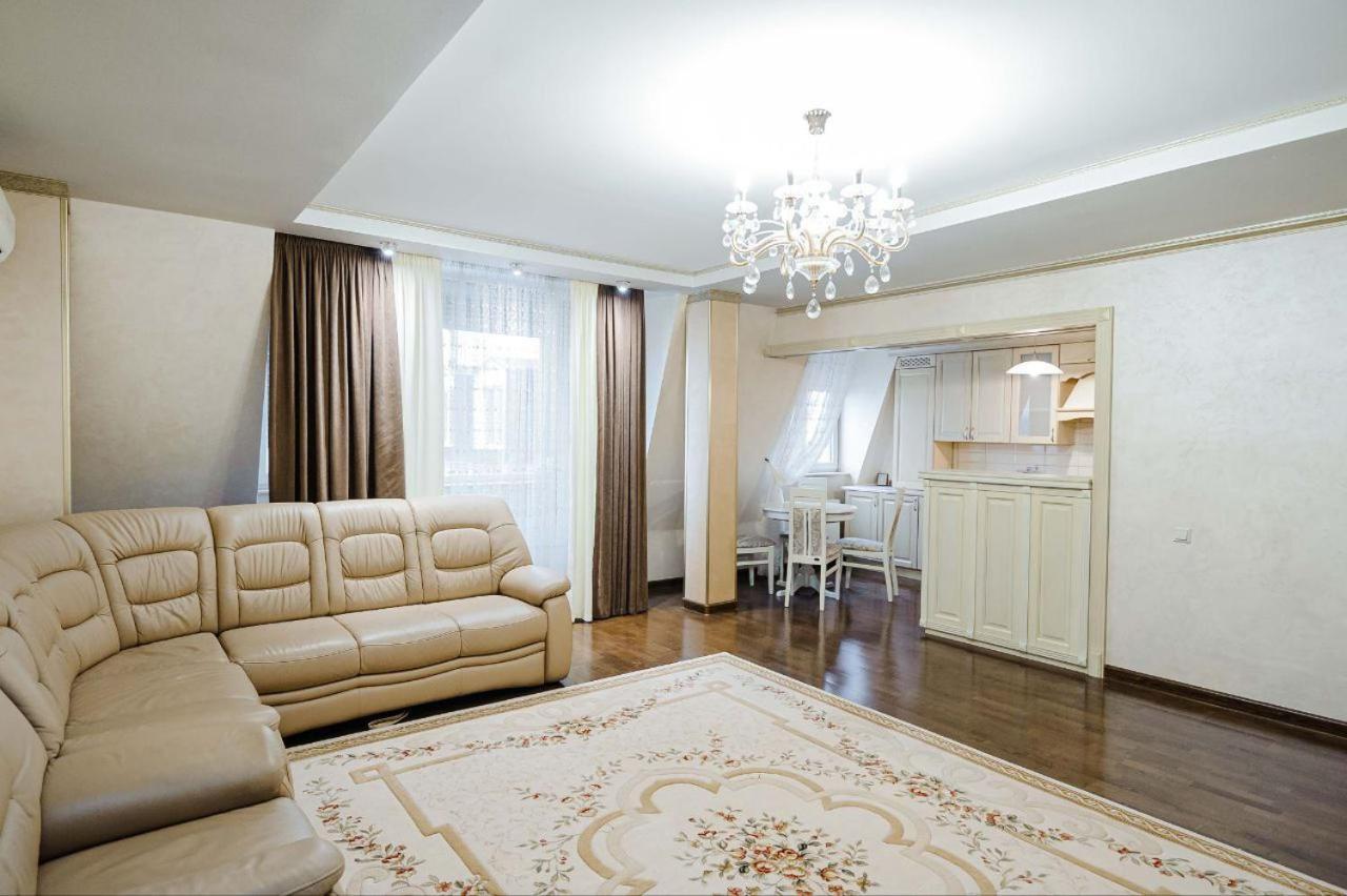 Cathedral Park And Pedestrian Zone Ultracentral Cozy Apartment In Кишинів Екстер'єр фото