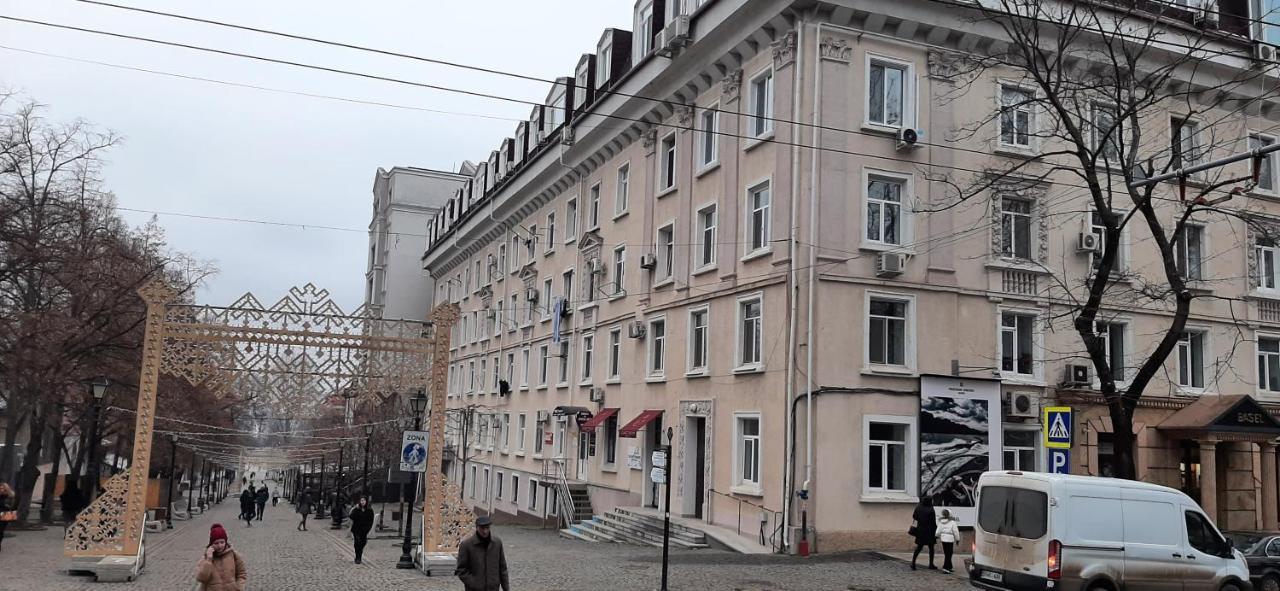 Cathedral Park And Pedestrian Zone Ultracentral Cozy Apartment In Кишинів Екстер'єр фото