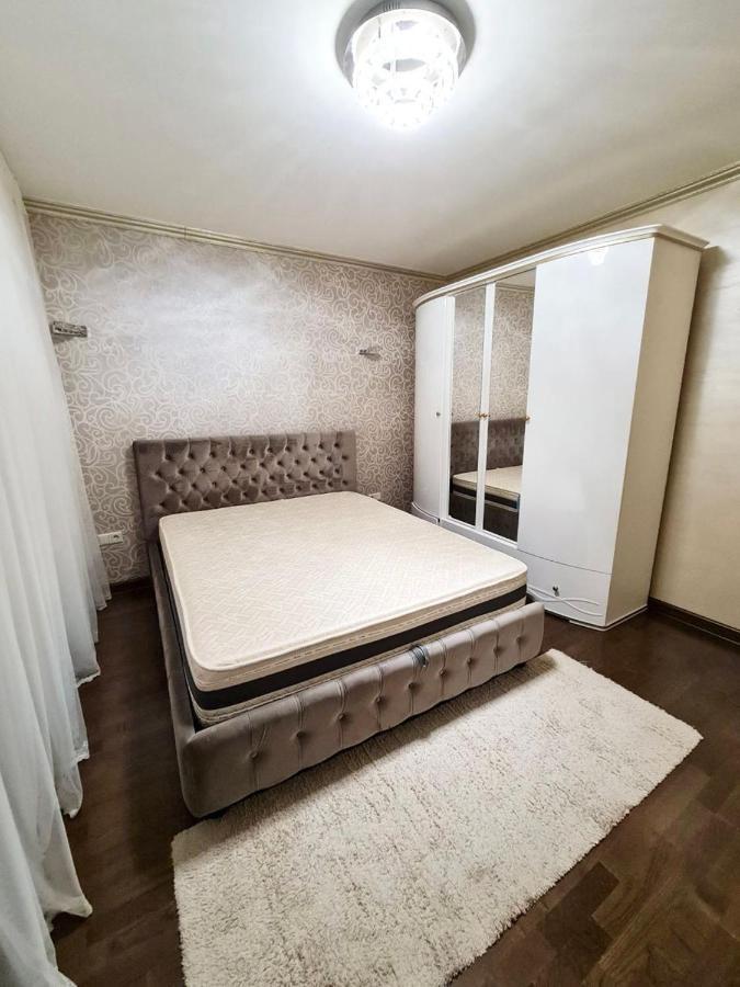 Cathedral Park And Pedestrian Zone Ultracentral Cozy Apartment In Кишинів Екстер'єр фото