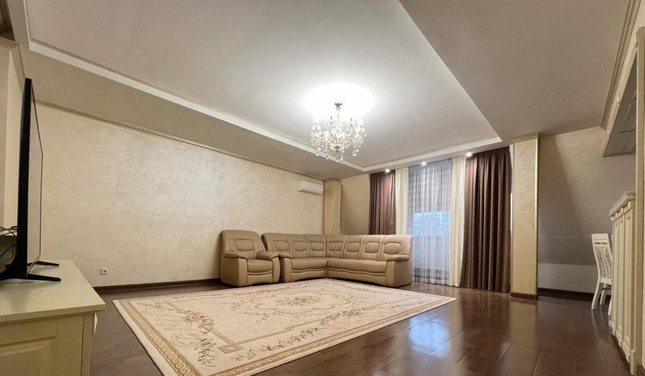 Cathedral Park And Pedestrian Zone Ultracentral Cozy Apartment In Кишинів Екстер'єр фото