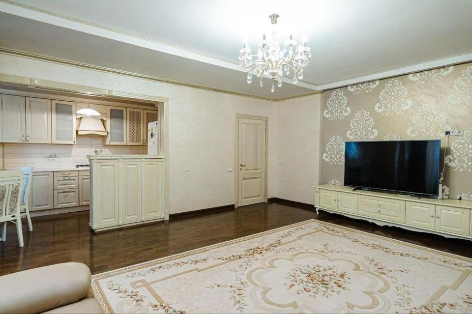 Cathedral Park And Pedestrian Zone Ultracentral Cozy Apartment In Кишинів Екстер'єр фото